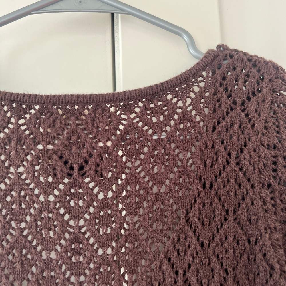 Buffalo knit brown long sleeve sweater top silver clasps swoop neck pattern cute - Picture 5 of 6